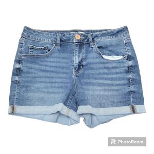 SO Jean Low Rise Midi Short Cuffed Hem Mid Wash Denim Y2K 5 Pockets Size 13/31W